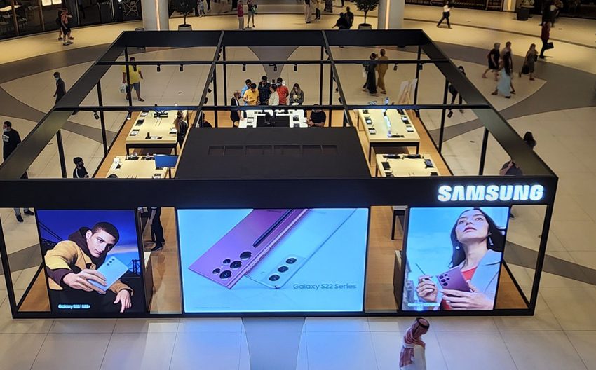  A pop-up store like no other: Customers to capture Dubai Mall under a new light with Samsung’s Galaxy S22 series