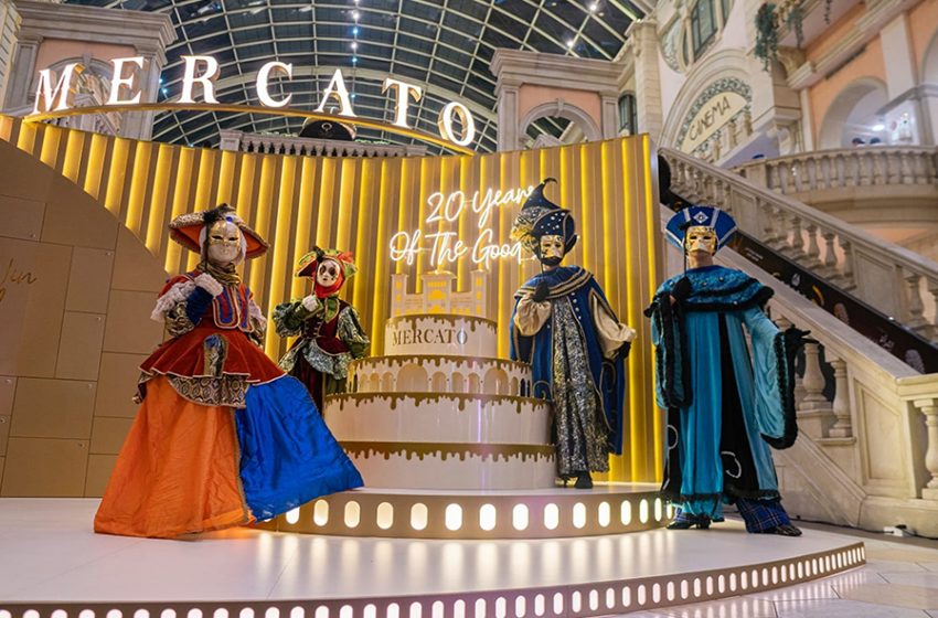 Scores of shoppers attend Mercato mall’s 20th anniversary