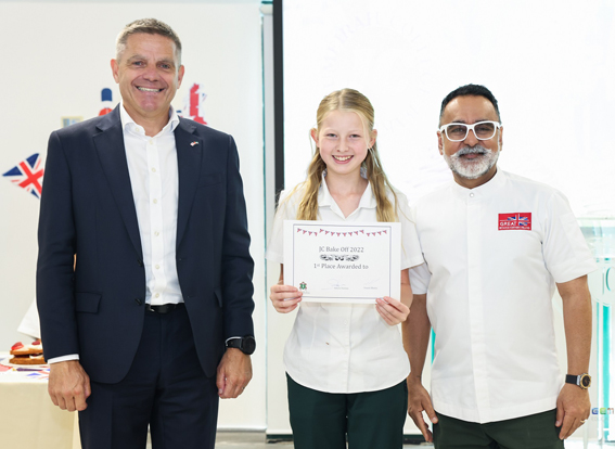  MICHELIN STAR CHEF AND UK CONSUL GENERAL WELCOMED FOR JUMEIRAH COLLEGE BAKE OFF