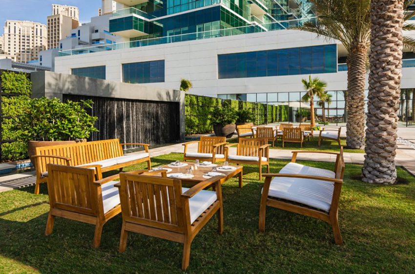  Unwind, Beat the Heat and Mark the Start of the Weekend in Style with the New ‘Drench & Drunch’ Celebration at DoubleTree By Hilton – Dubai Jumeirah Beach