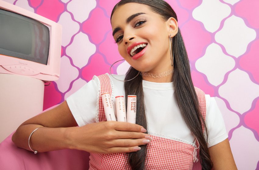 Make a Statement This Semester with GLOSSY GLAZE High Shine Lipstick