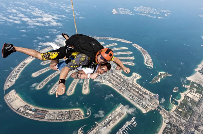  A Thrilling Guide to Your National Day Long Weekend