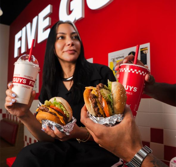  فايف جايز يفتتح فرعه الجديد في سيركل مول بقرية جميرا الدائرية