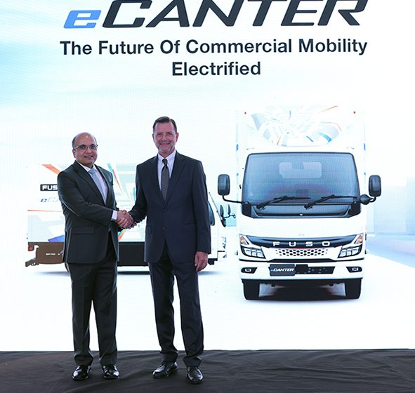  الحبتور للسيارات تعيد تعريف حلول النقل الحضري في دولة الإمارات بإطلاق شاحنة فوسو eCanter الجديدة الكهربائية بالكامل