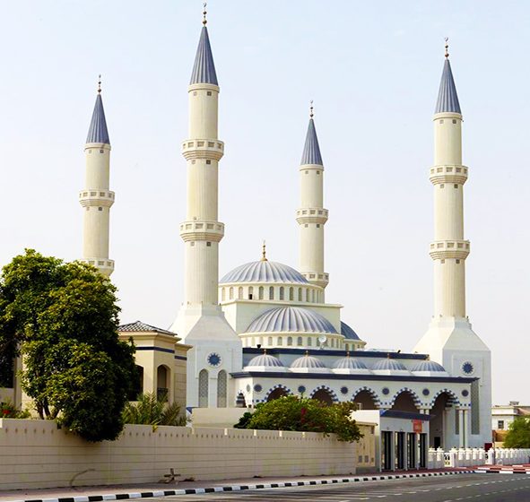  برنامج رمضاني متنوع في مسجد ومركز الفاروق عمر بن الخطاب بدبي