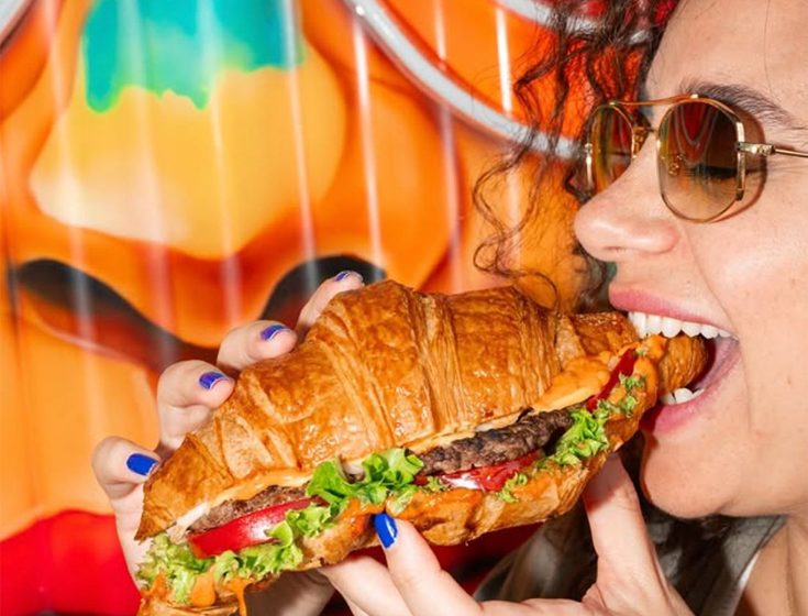  Catch22 Dubai – Best Family Restaurant in Dubai for Viral Food & Desserts